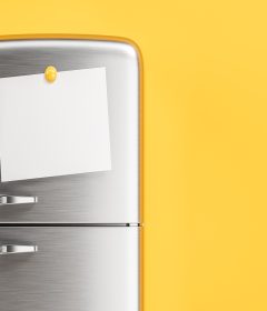 A fridge with empty note.